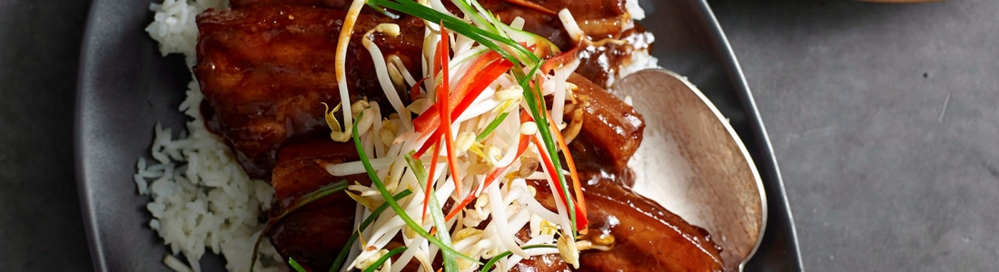 GLAZED PORK RIBS WITH HOISIN AND STAR ANISE